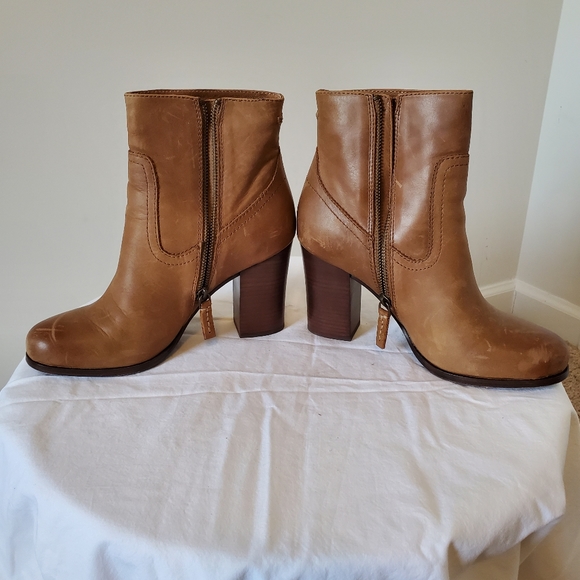 FRYE Short Boots Size 8 - Picture 7 of 13
